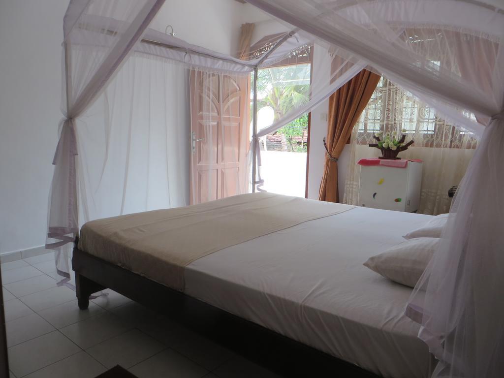 Bentota Home Stay Luaran gambar
