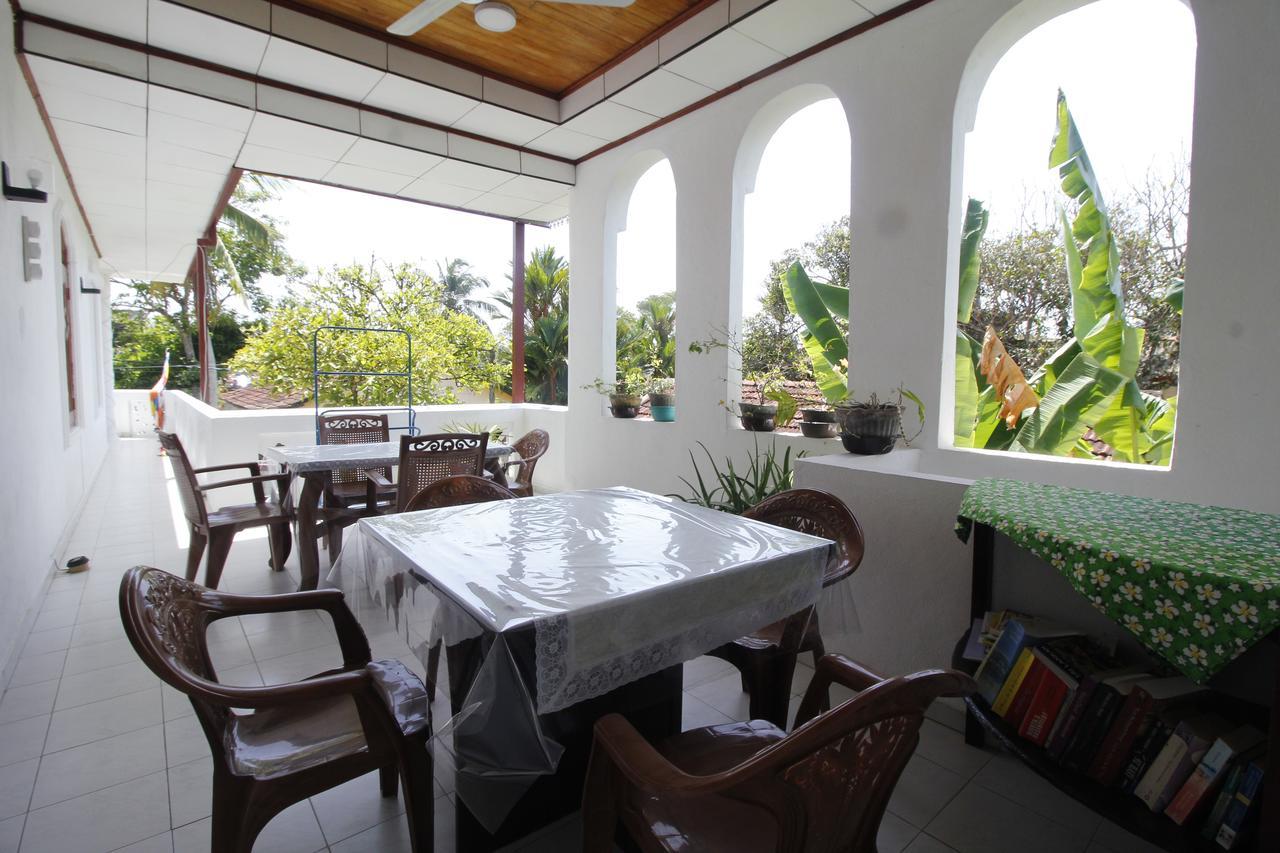 Bentota Home Stay Luaran gambar