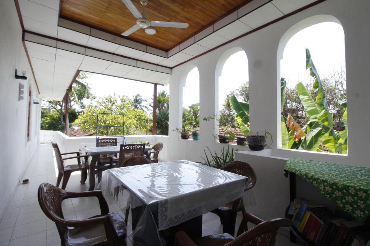 Bentota Home Stay Luaran gambar